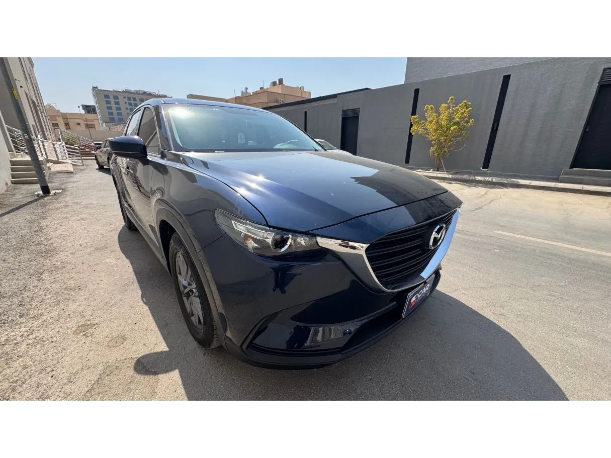 Car image 3