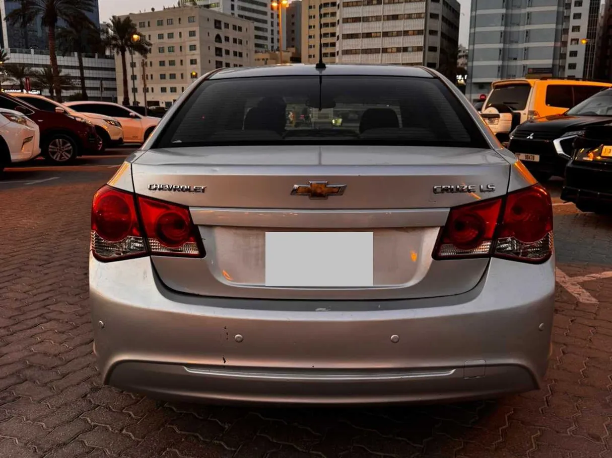 Car image 5
