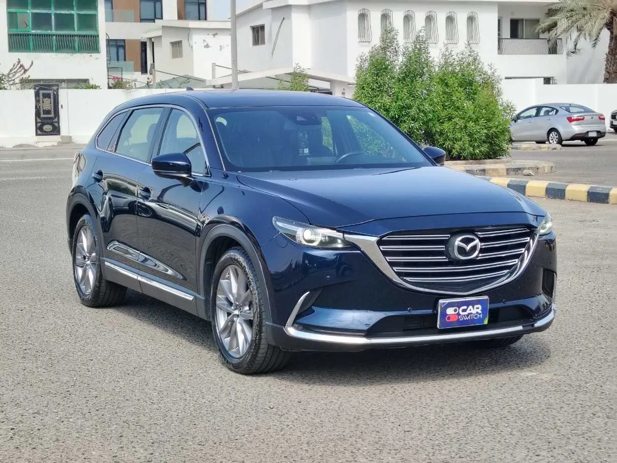 Car image 3