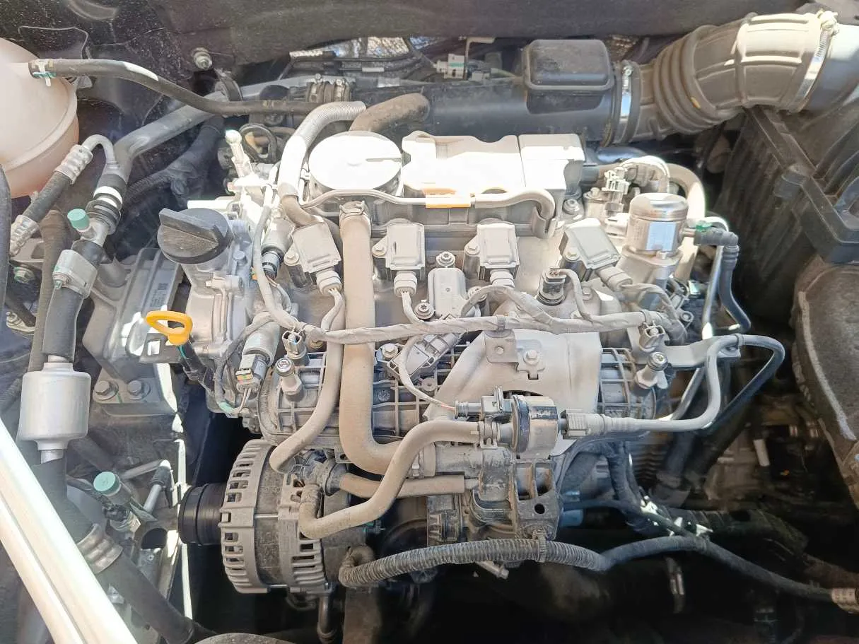 Car image 36