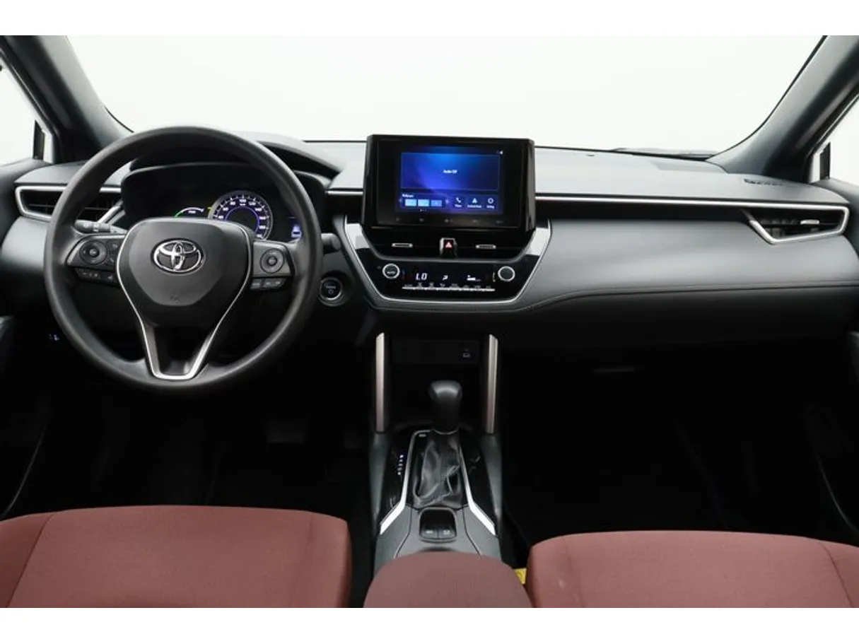 Car image 14