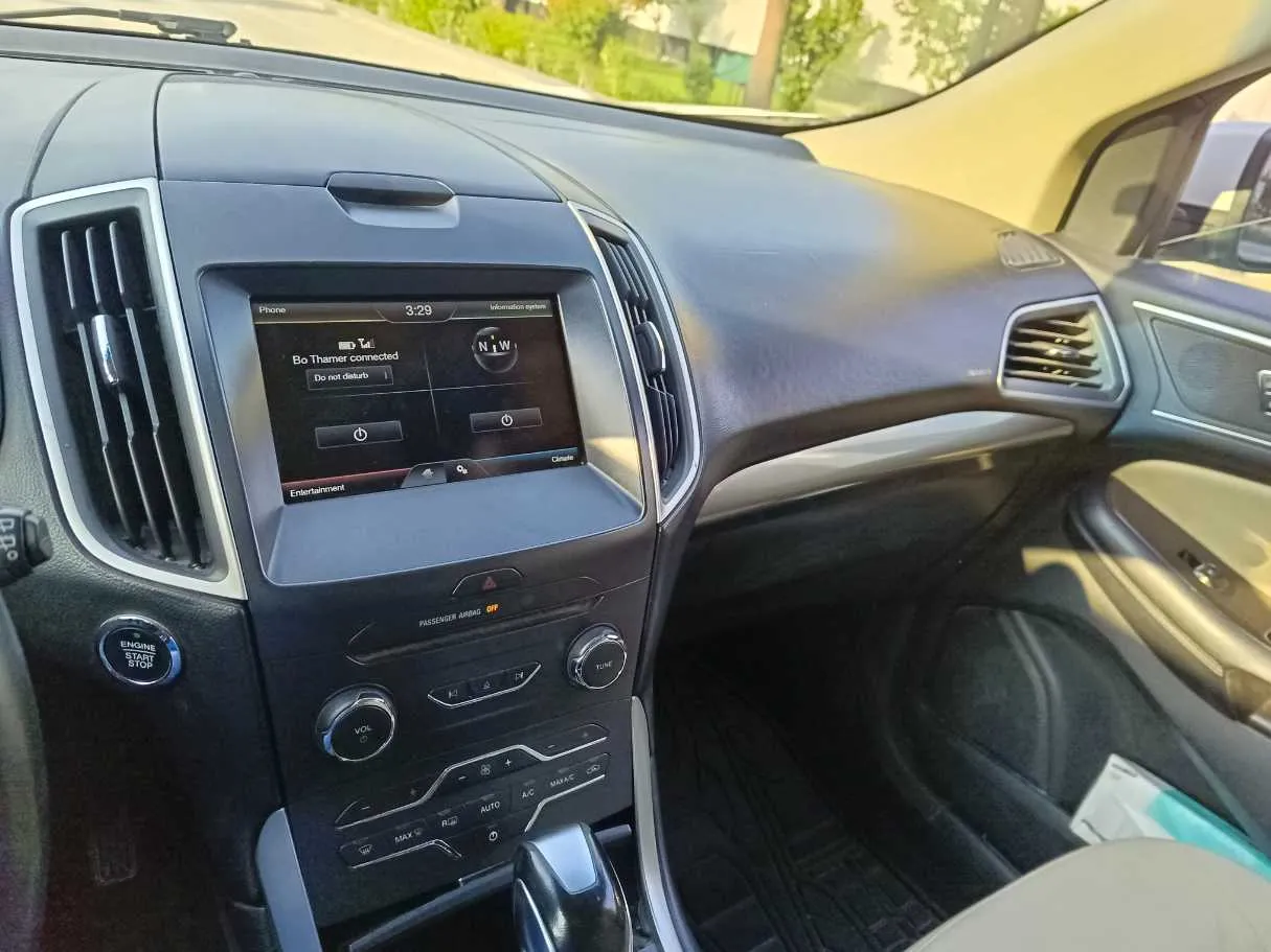 Car image 23
