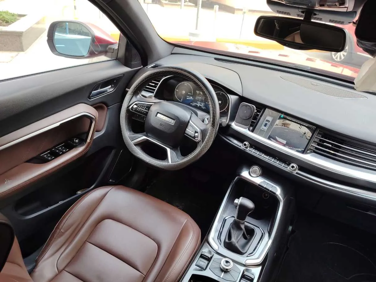 Car image 22
