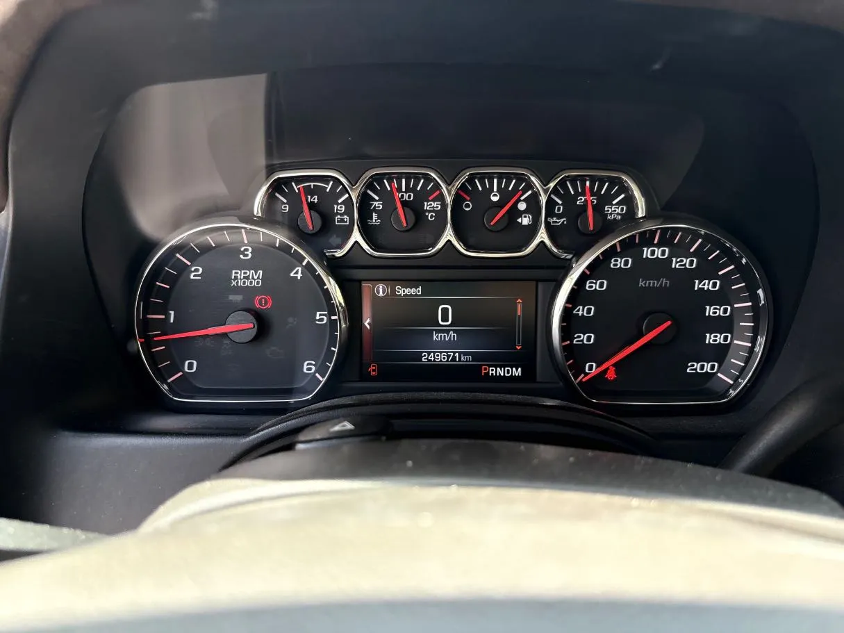 Car image 23