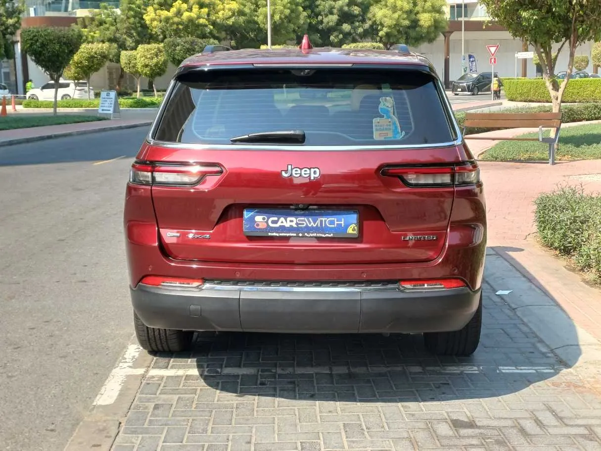 Car image 6