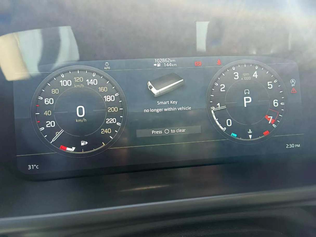 Car image 25