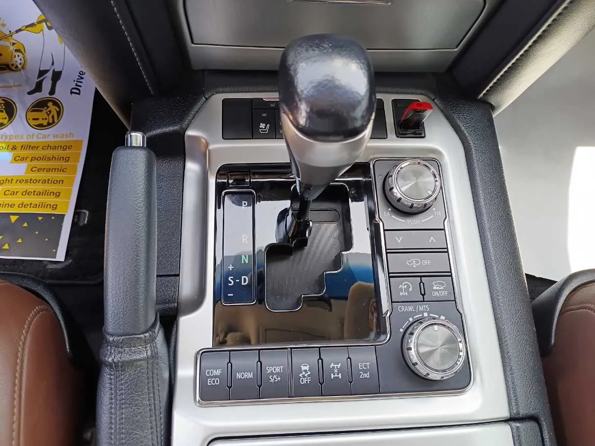 Car image 22