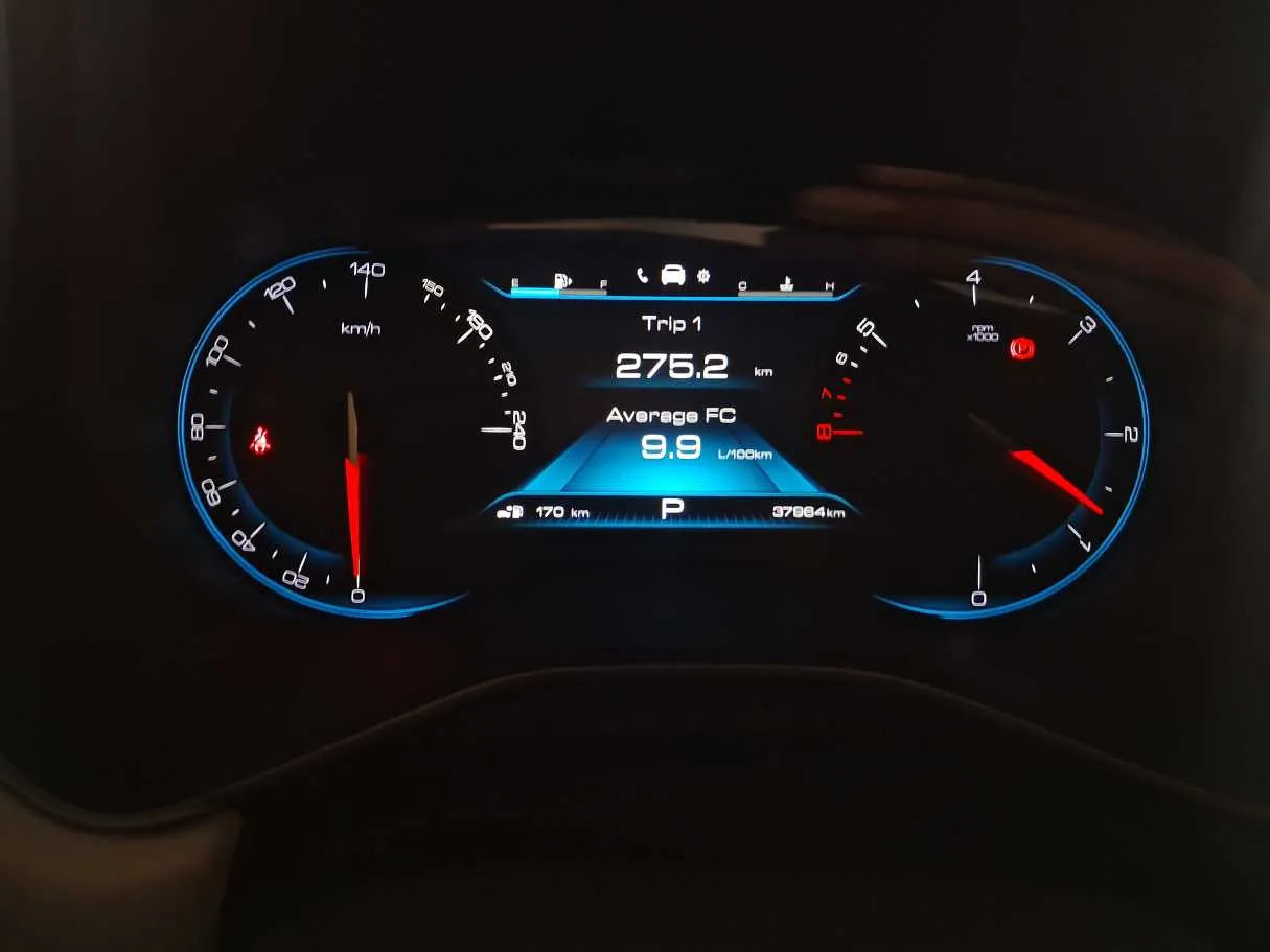 Car image 19