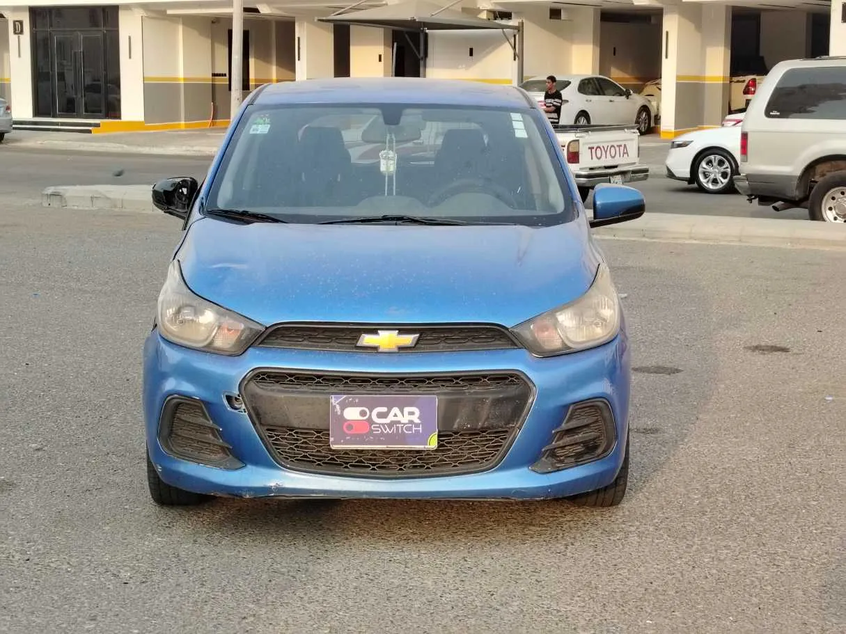 Car image 2