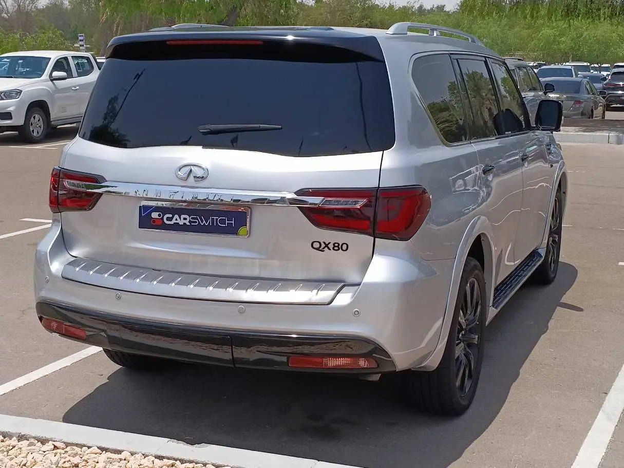 Car image 7