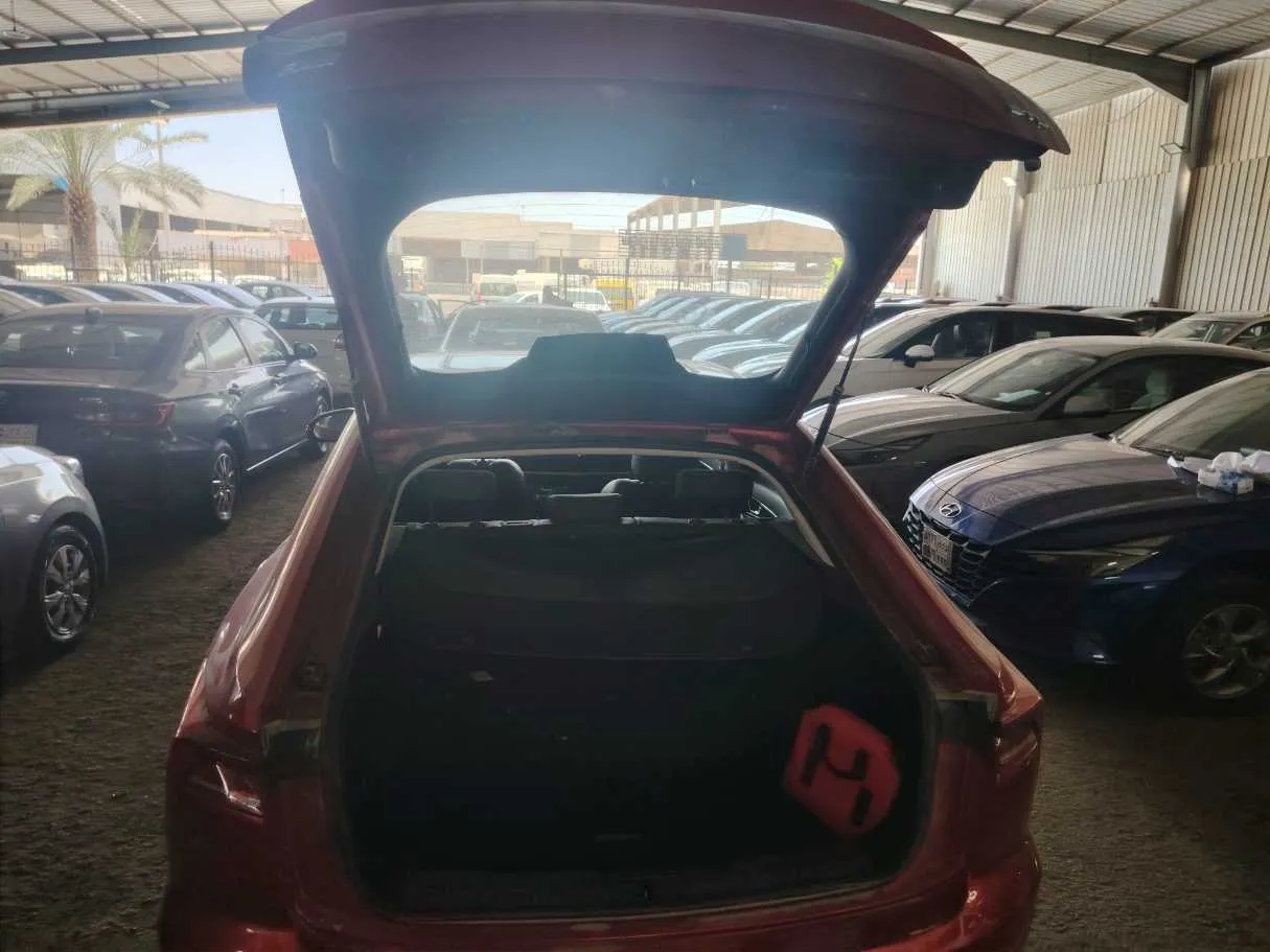 Car image 33