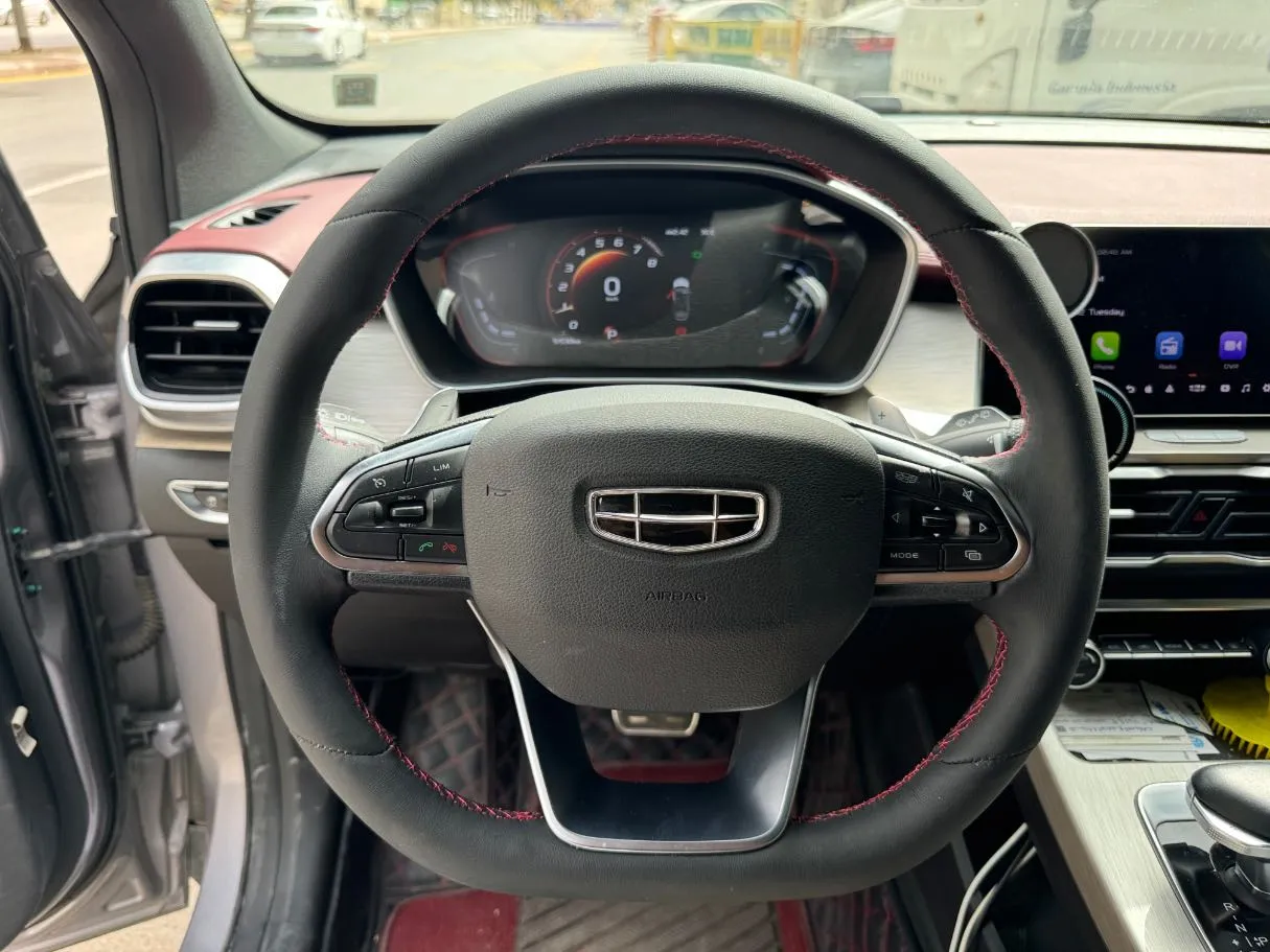 Car image 20