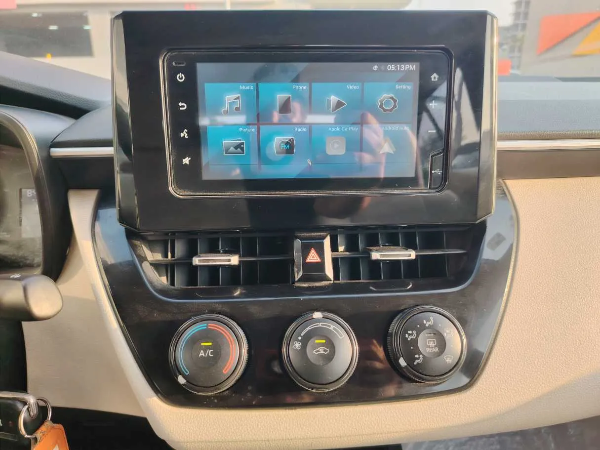 Car image 20