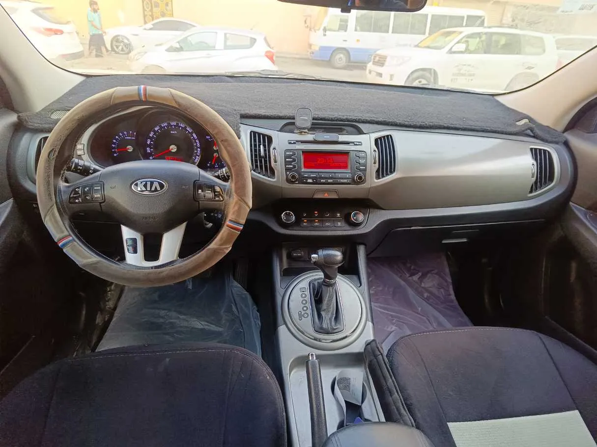 Car image 20