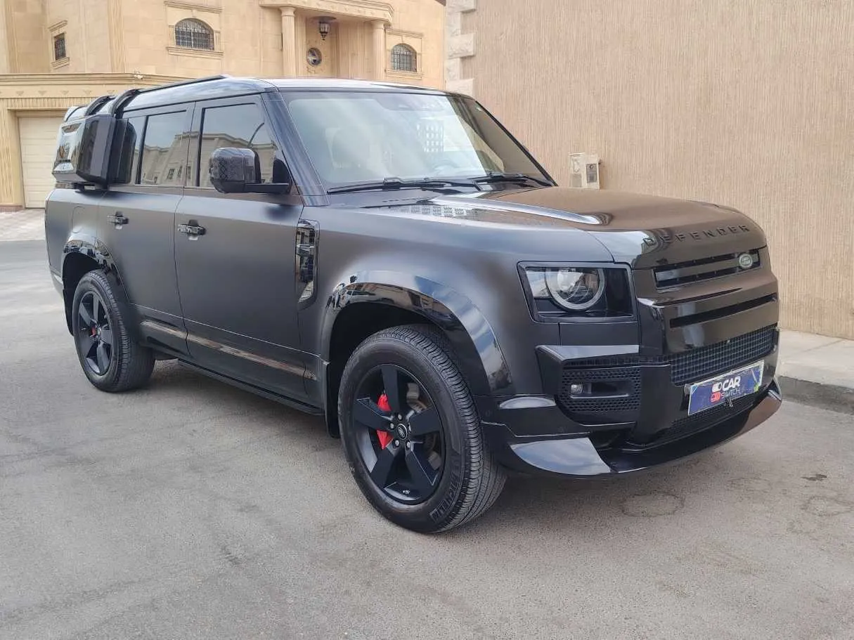 Car image 3