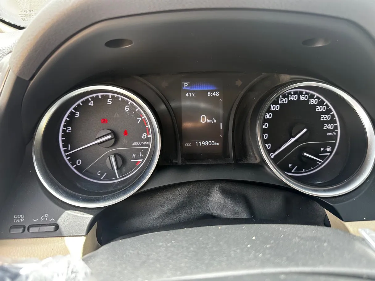 Car image 21