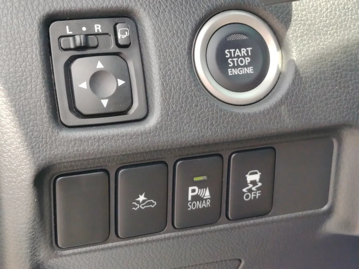 Car image 35