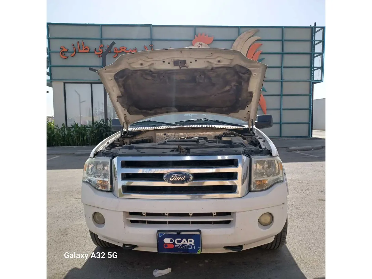 Car image 29