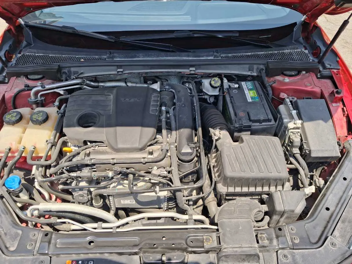 Car image 22