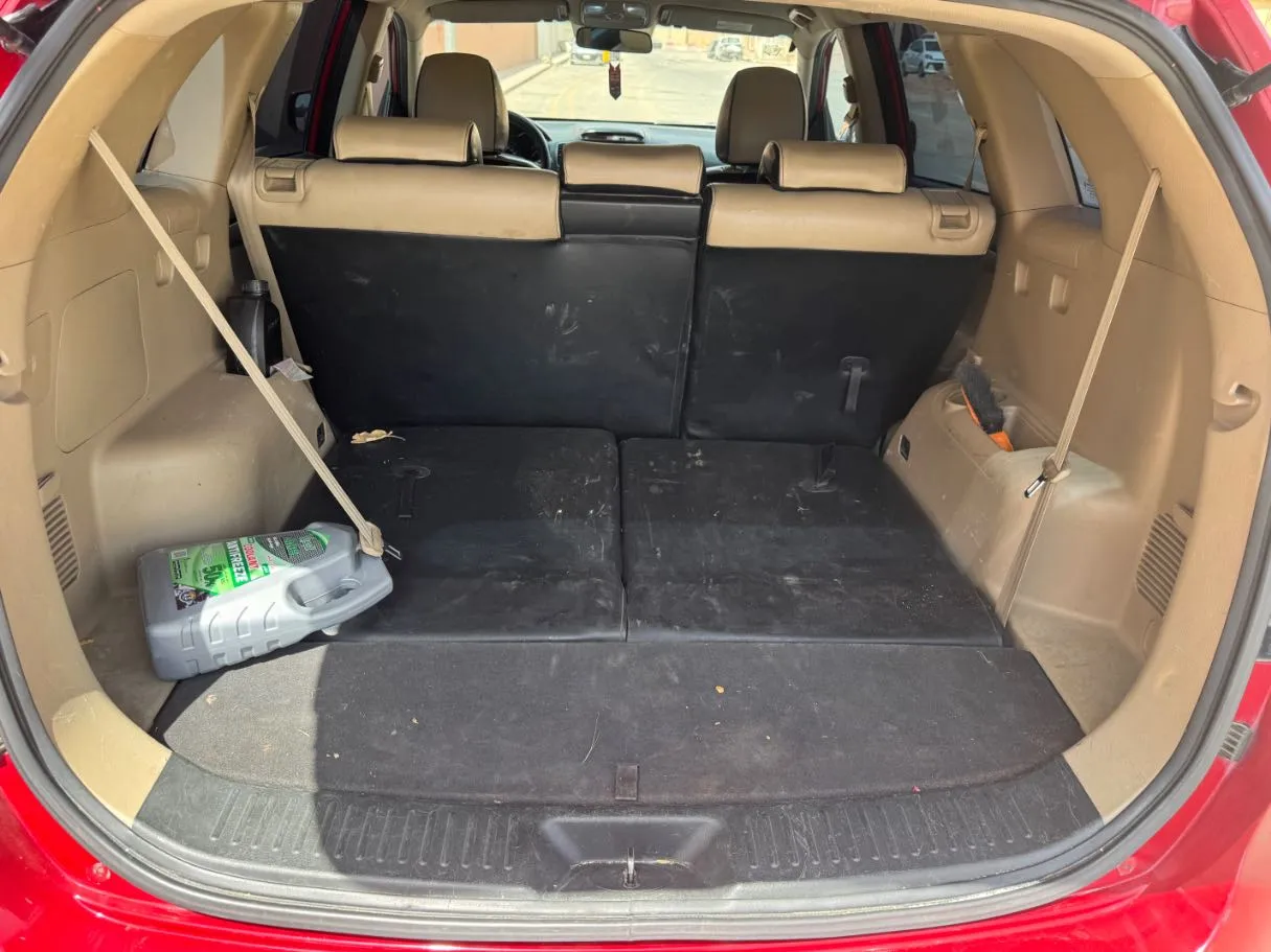 Car image 20