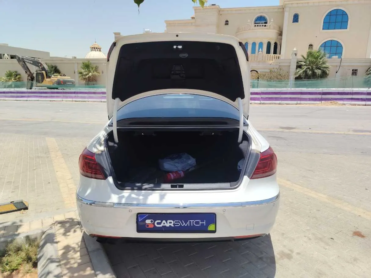 Car image 24