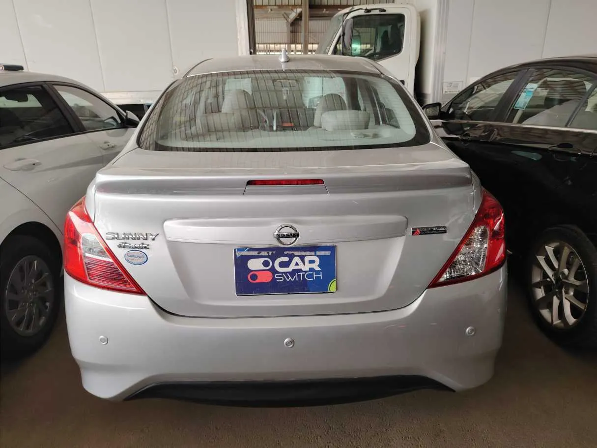 Car image 6