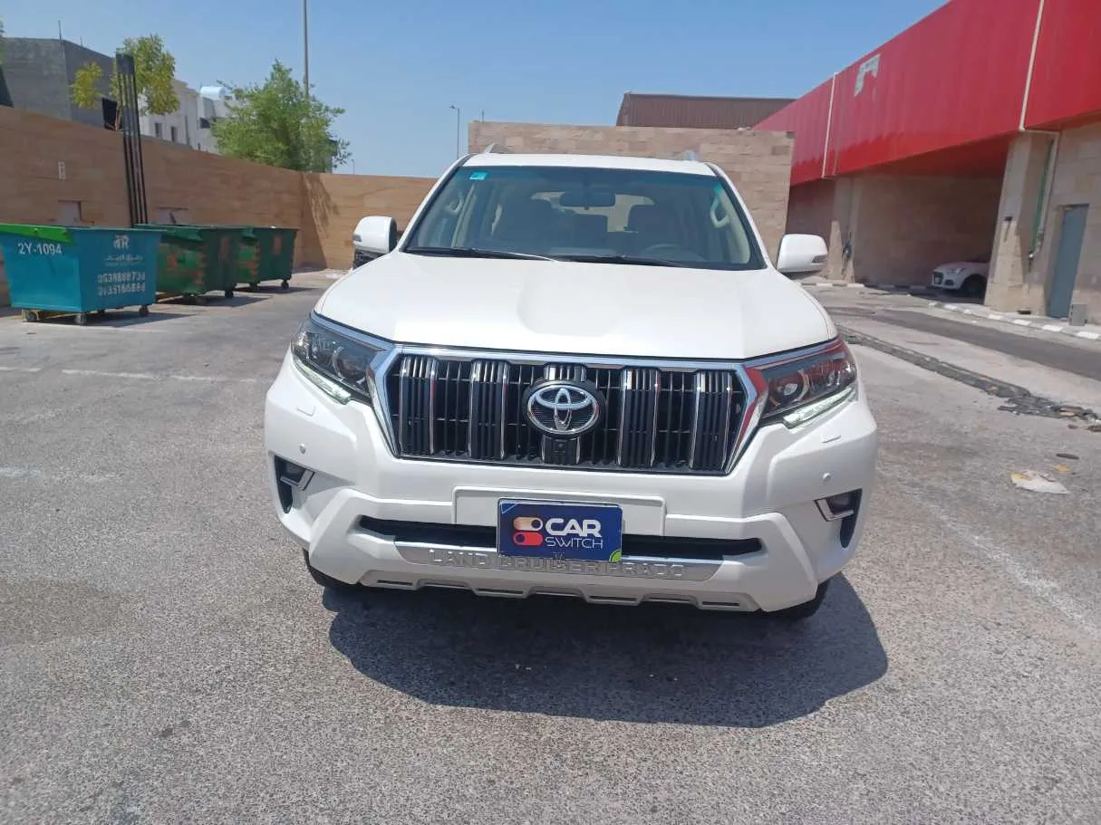 Car image 2