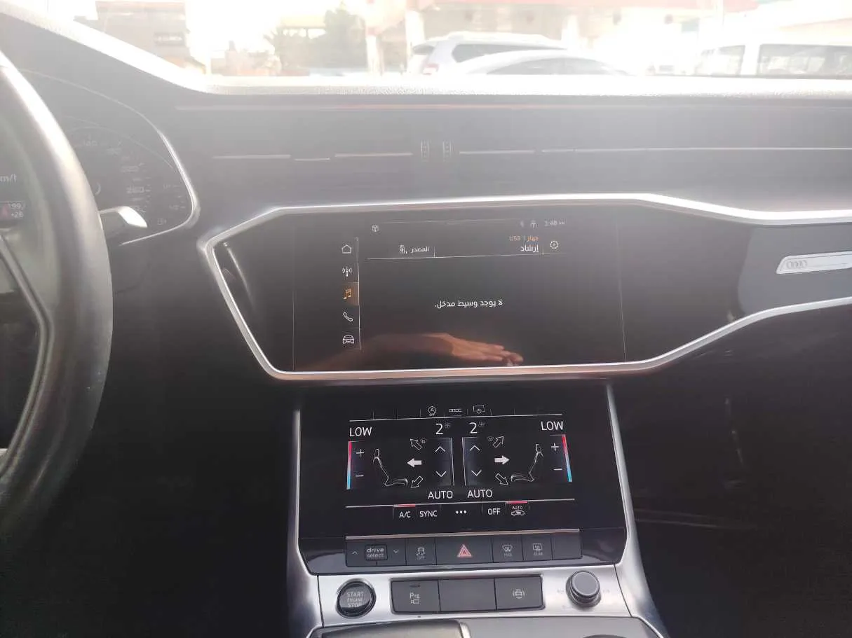 Car image 23