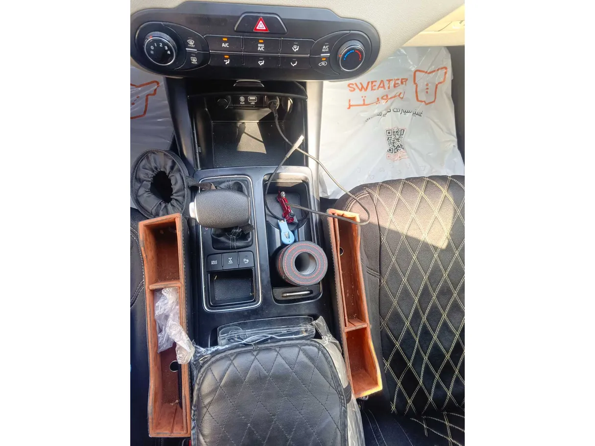 Car image 23