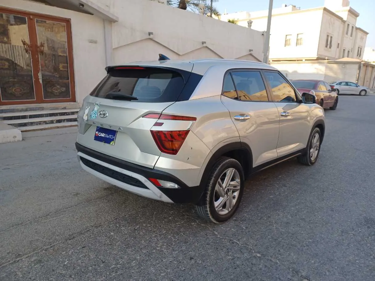 Car image 5