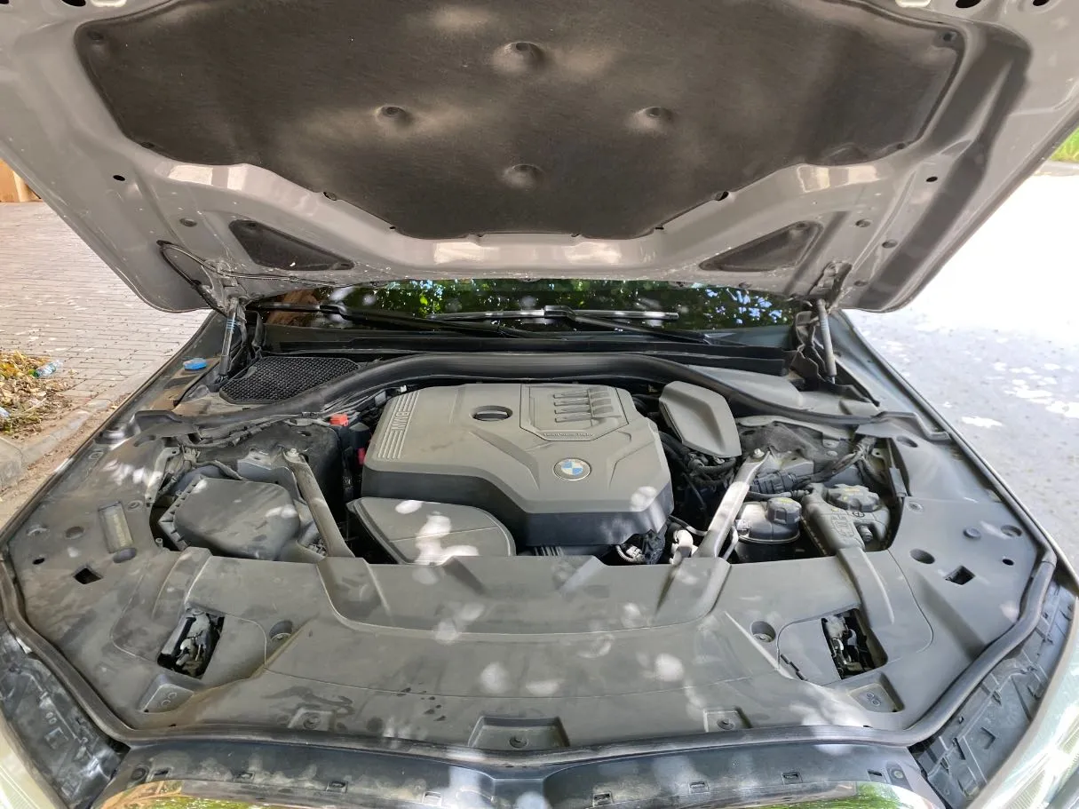 Car image 33