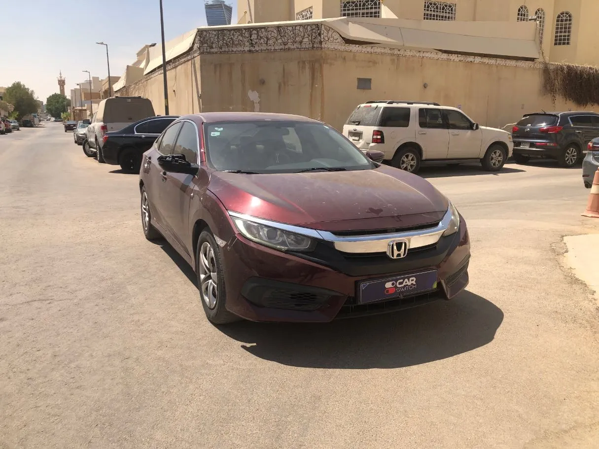 Car image 3