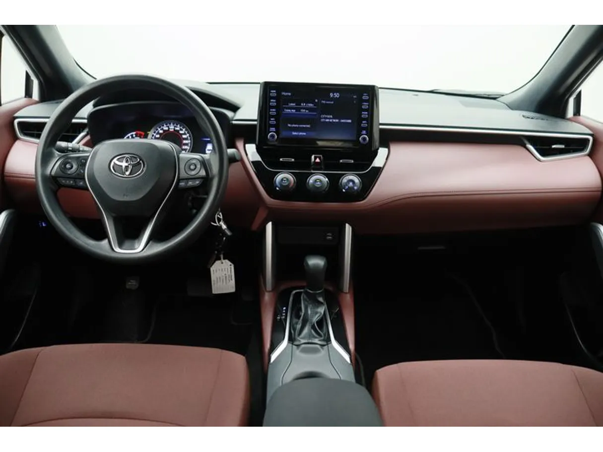Car image 14