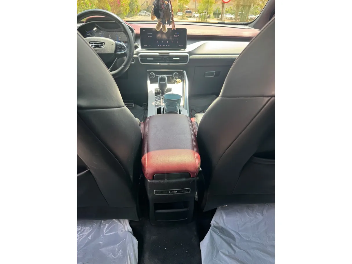 Car image 20