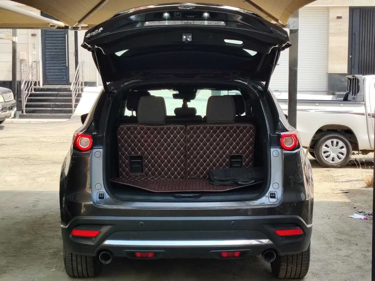 Car image 29