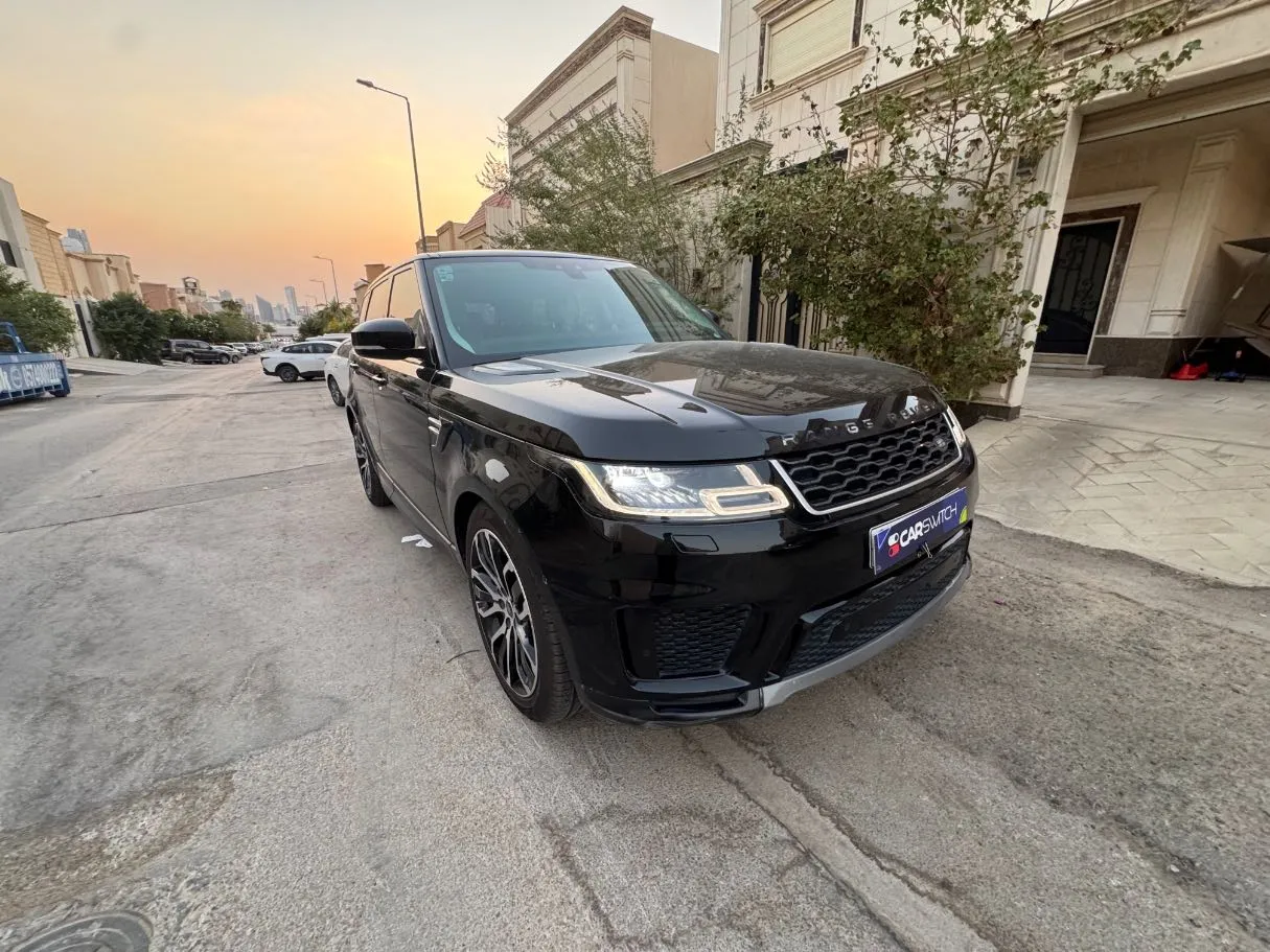 Car image 3