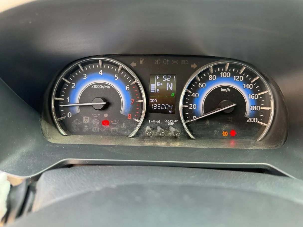 Car image 22