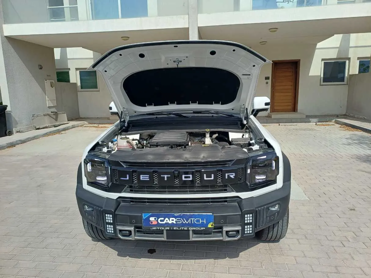 Car image 25