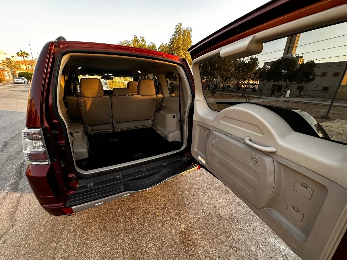 Car image 22