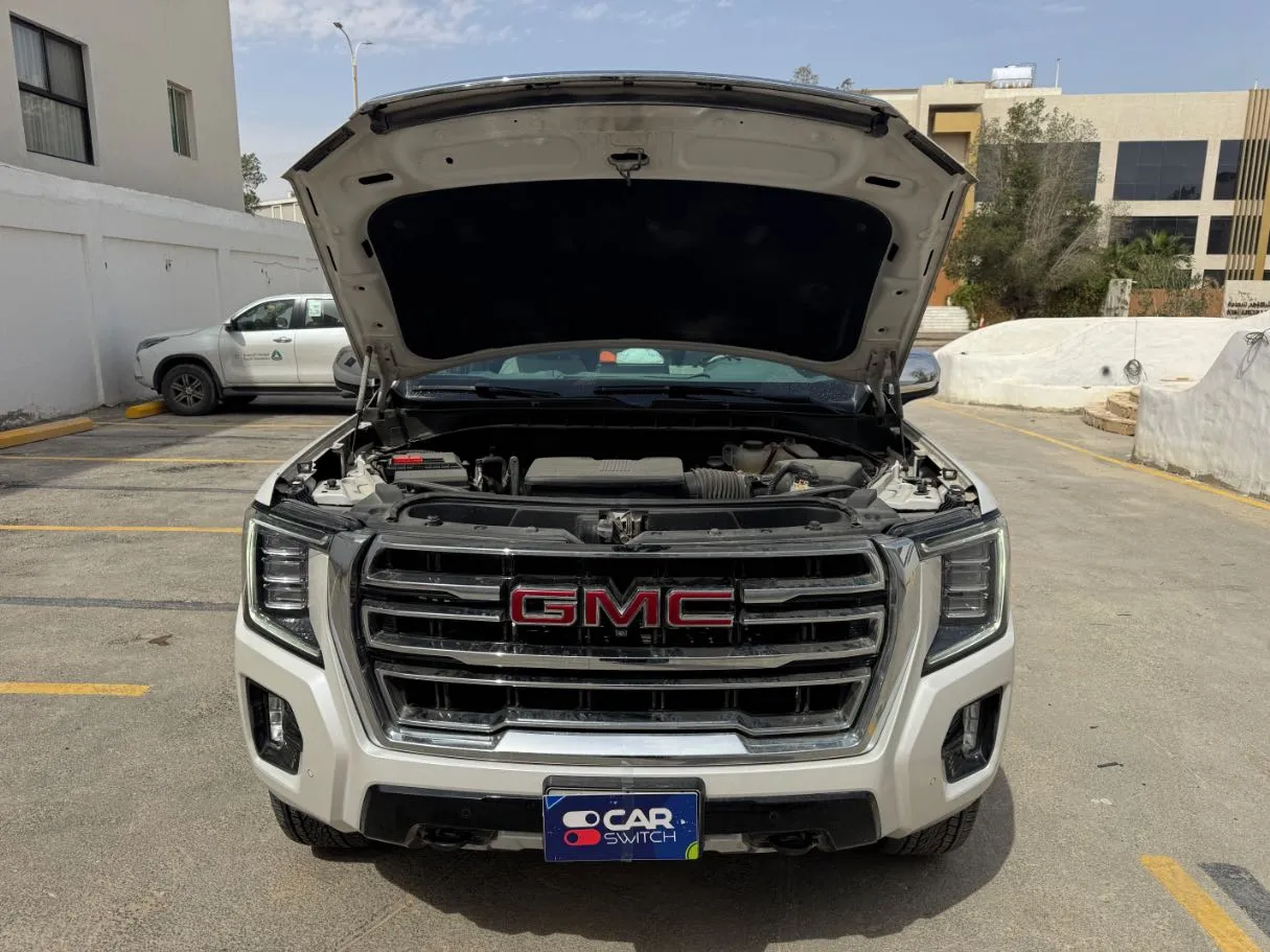 Car image 22