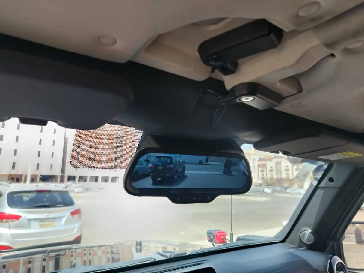 Car image 33