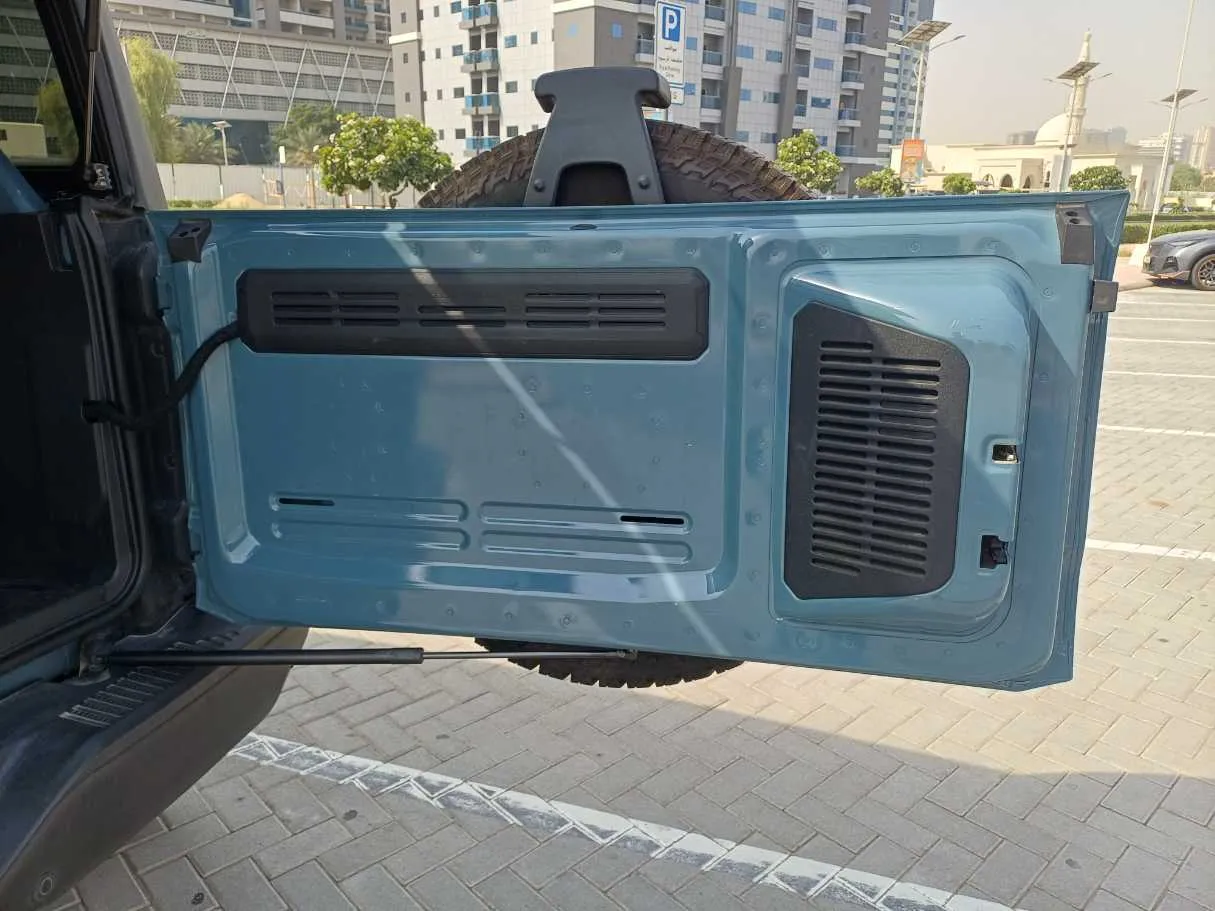 Car image 20