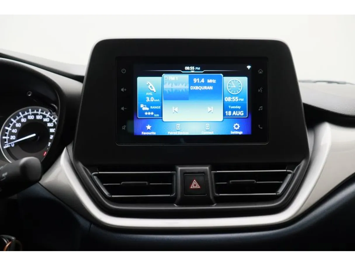 Car image 5