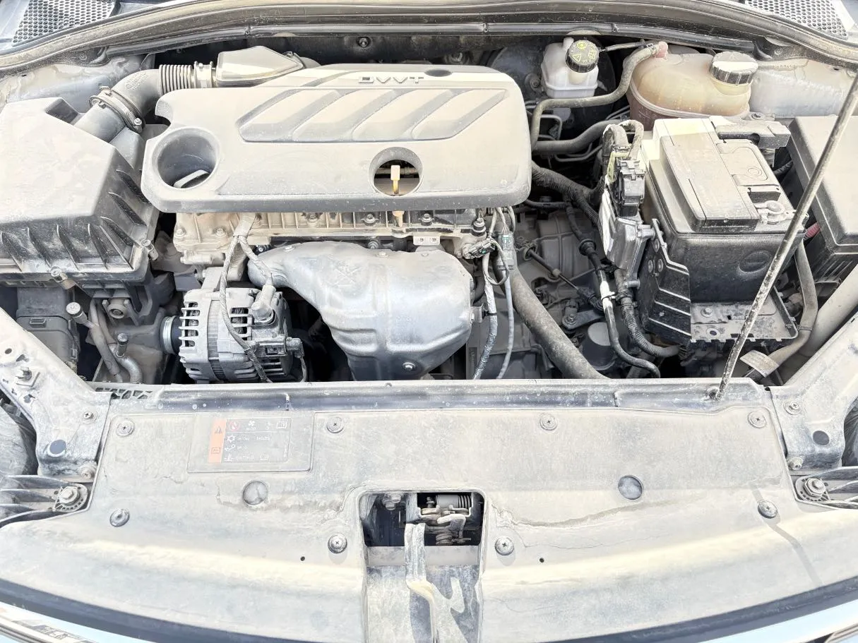 Car image 28