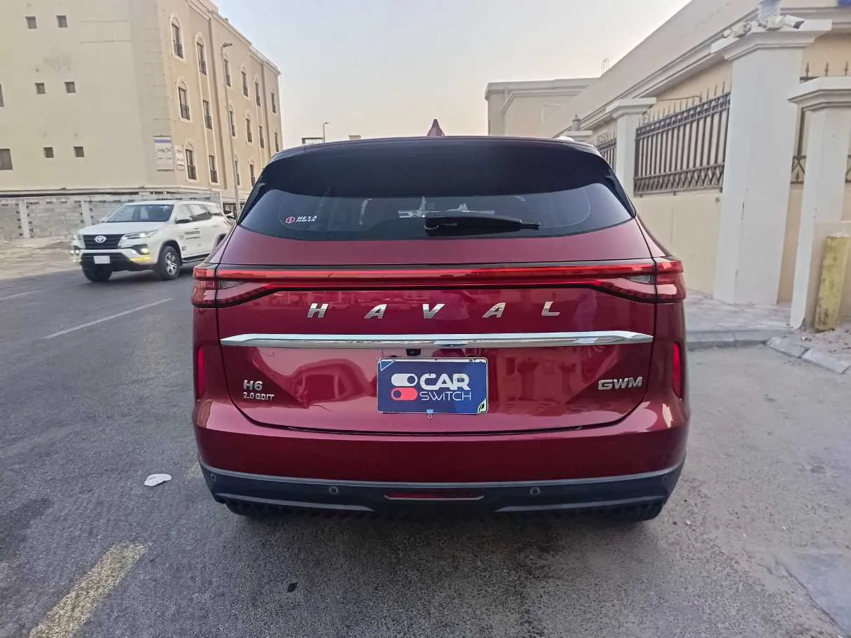 Car image 6