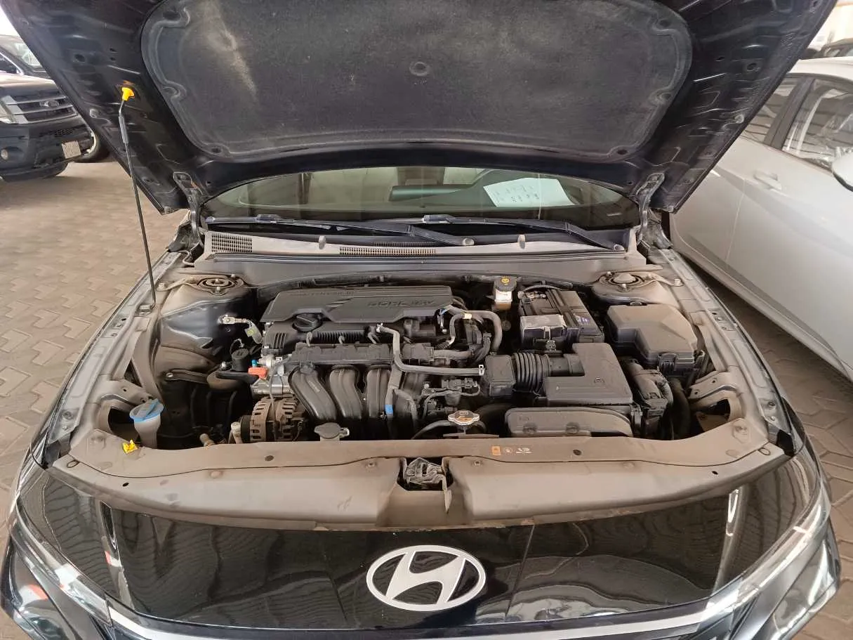 Car image 29