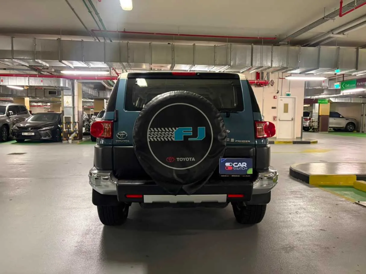 Car image 6