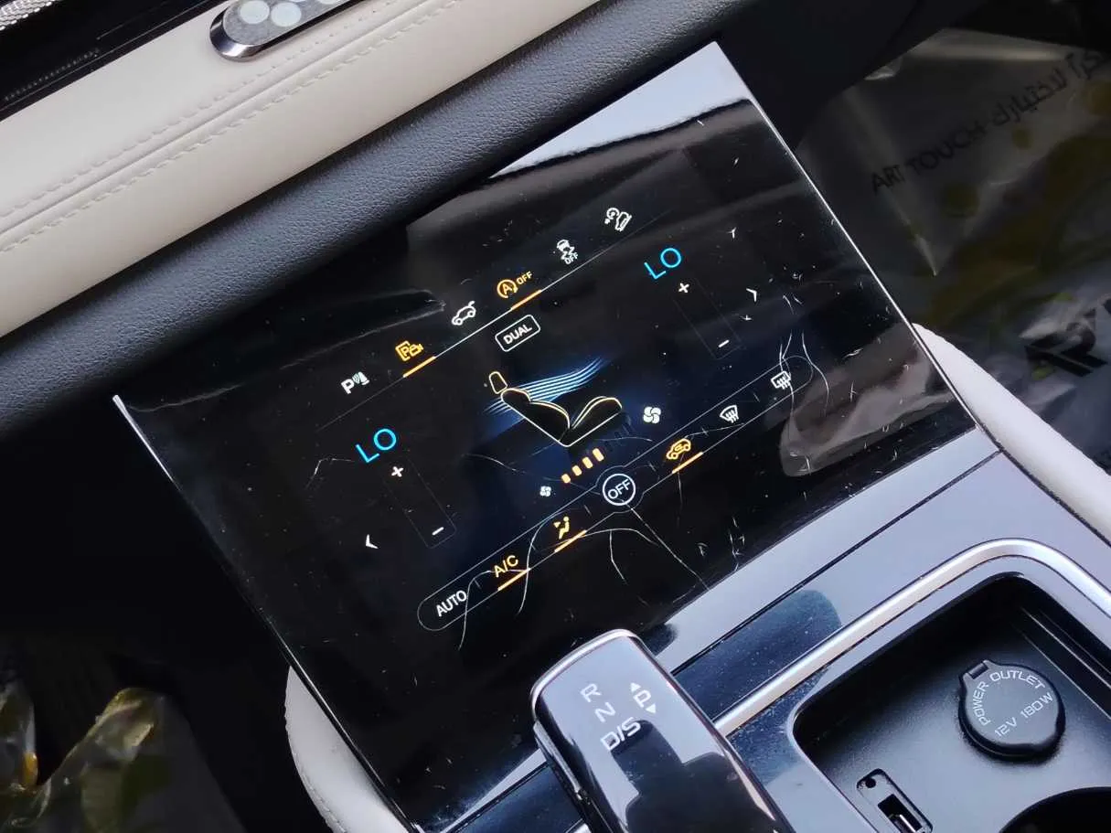 Car image 23