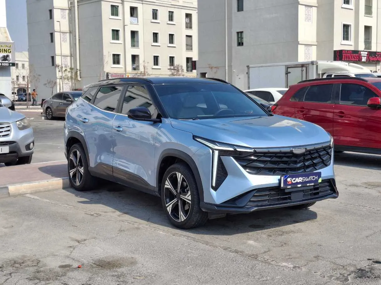 Car image 3