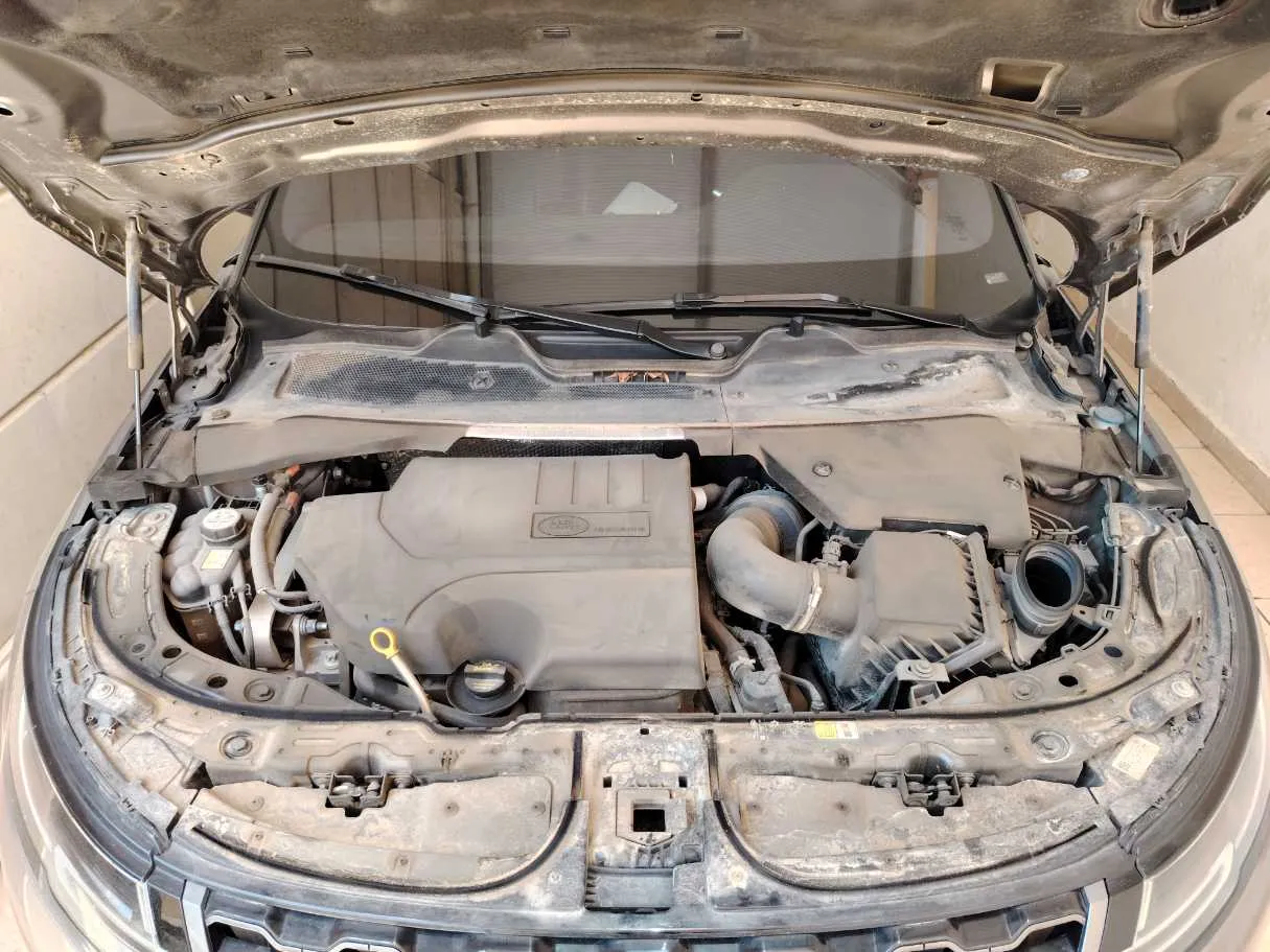 Car image 37